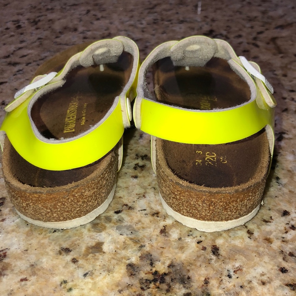 Girls Birkenstock Sandal - Picture 3 of 14